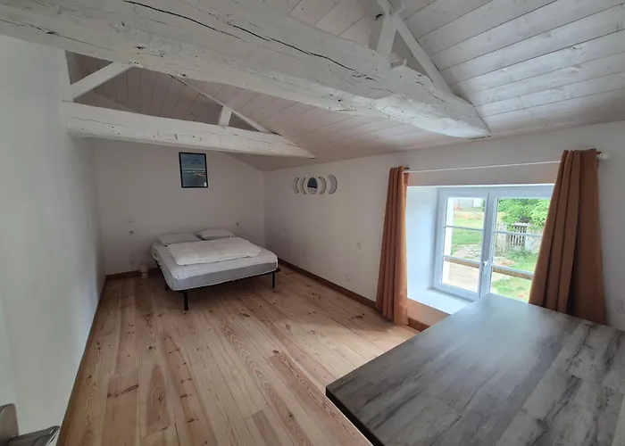 بيت للعطل O Pre'vert Le Poiré-sur-Vie